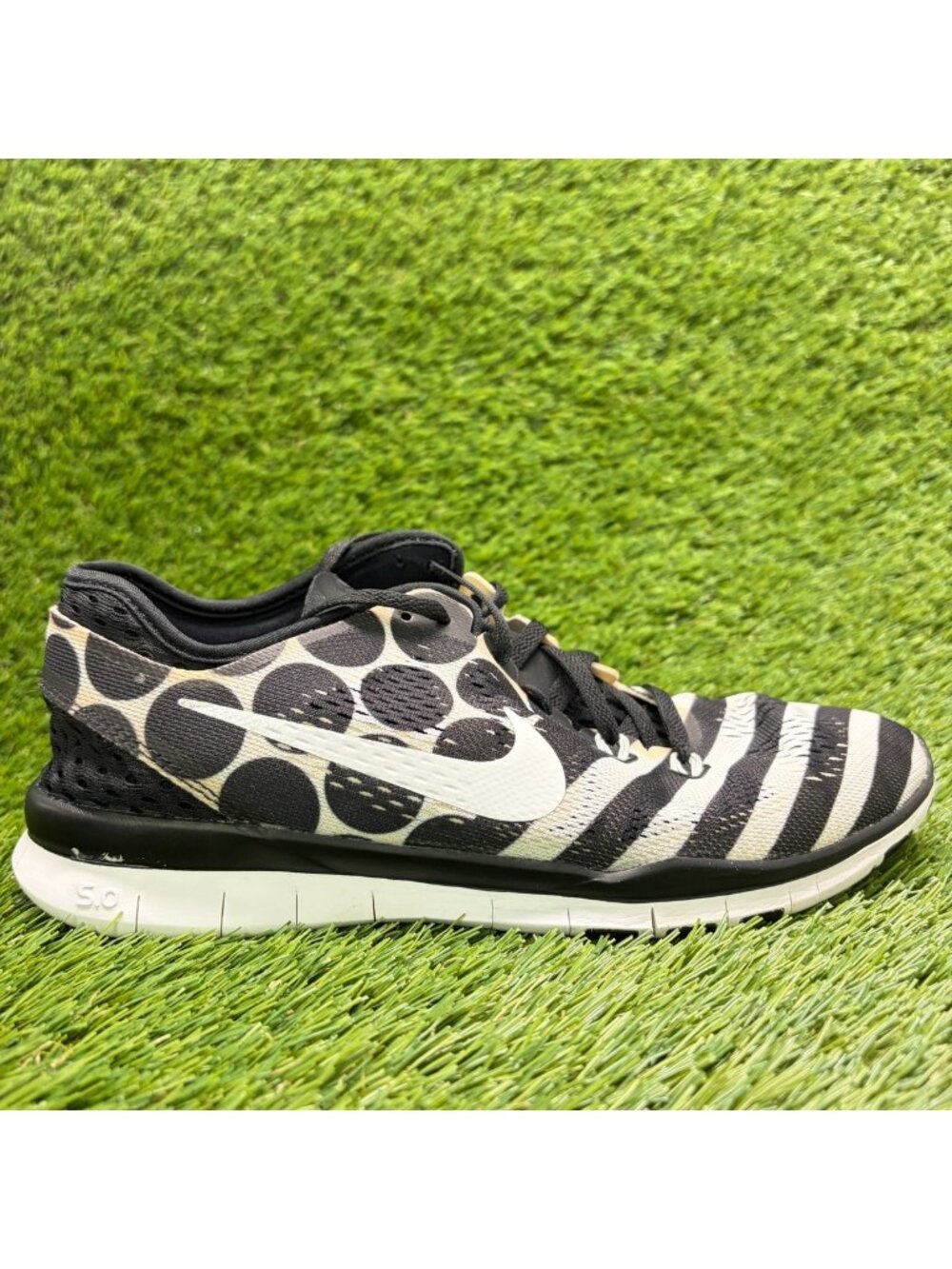Nike Free 5.0 TR Fit 5 Womens Size 8 Black White Athletic Running Shoes Sneakers